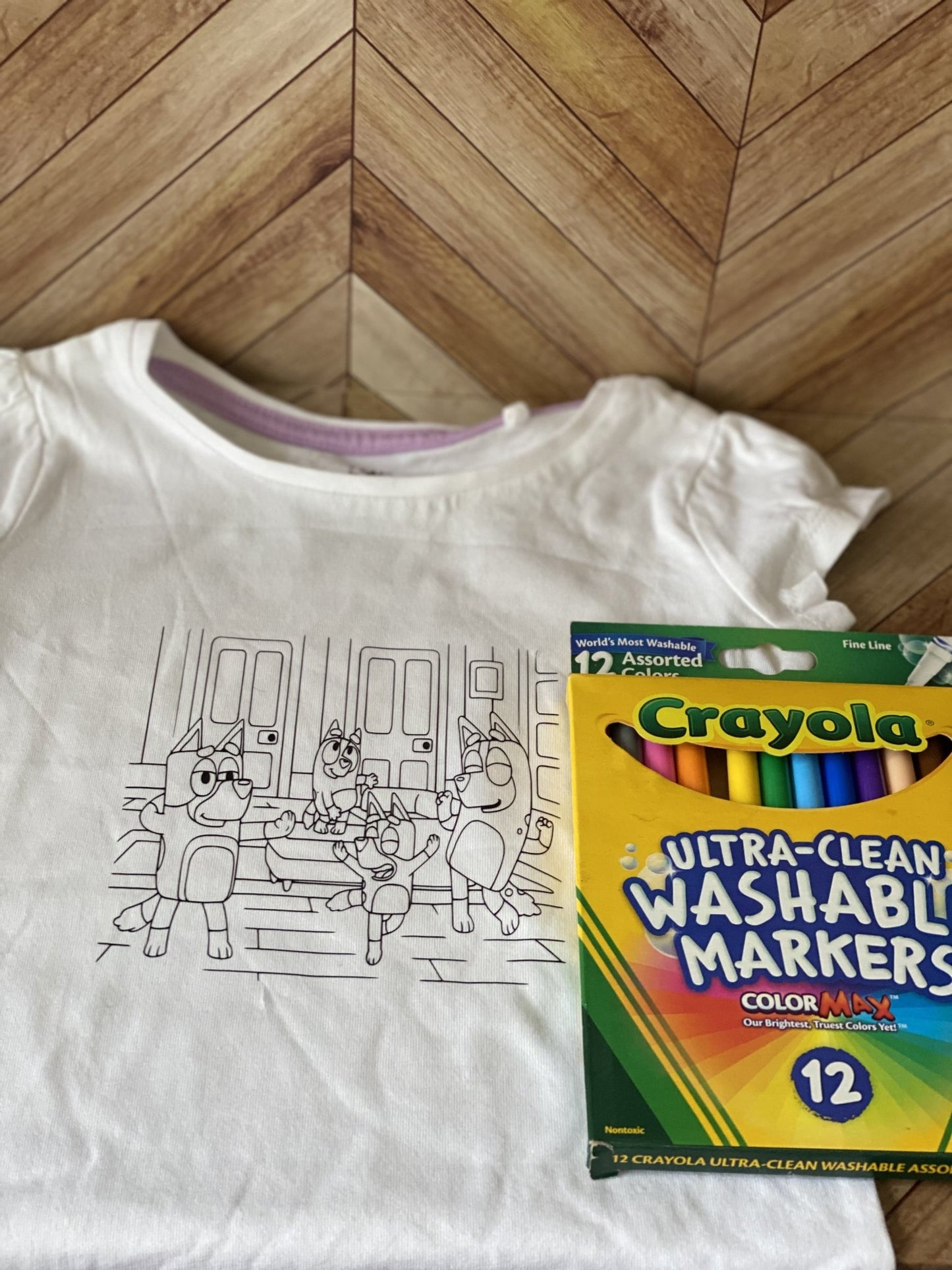 Kids family Washable Colouring Tops - Imogen & Mummy Designs