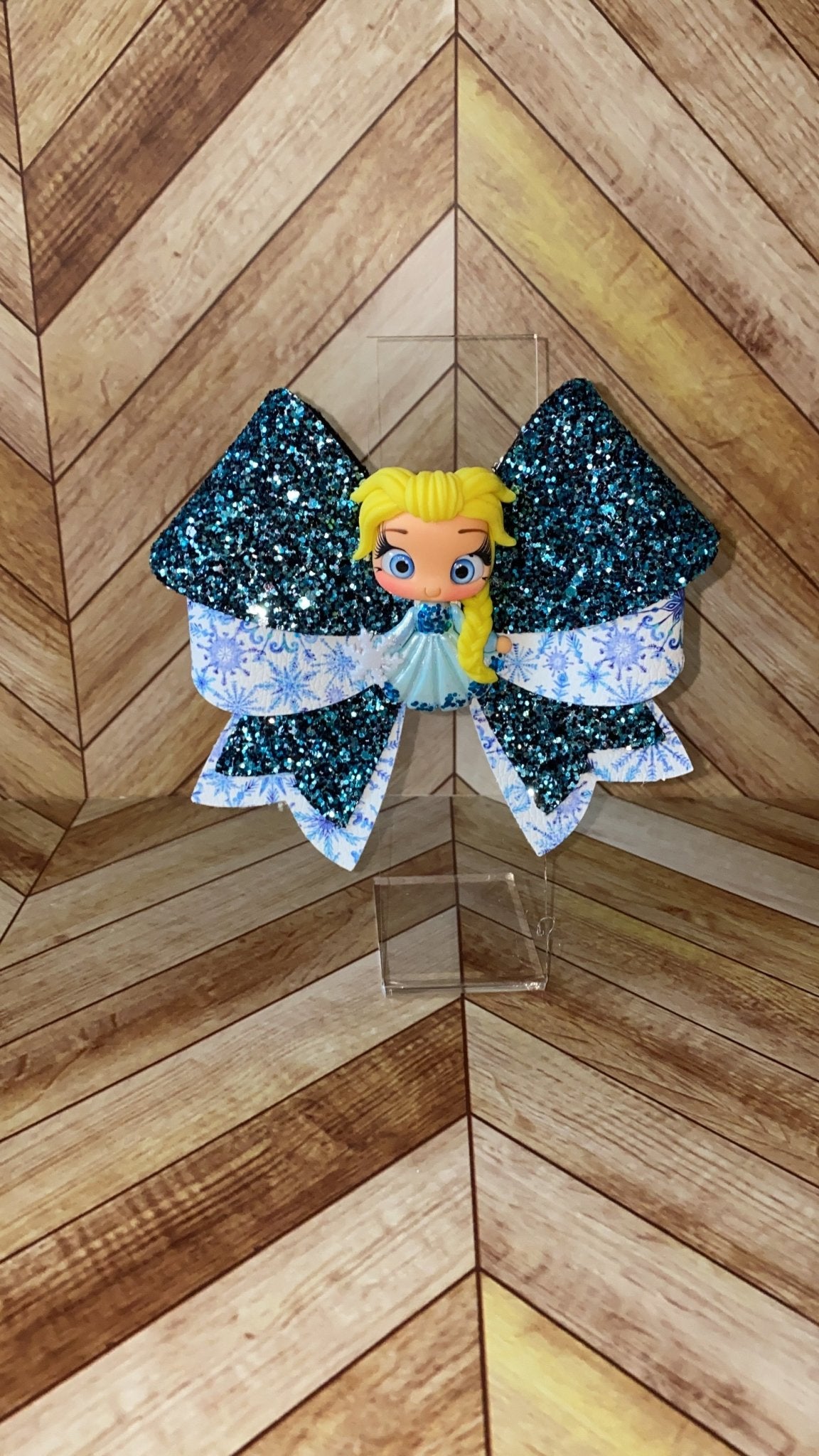 Winter Bow - Imogen & Mummy Designs